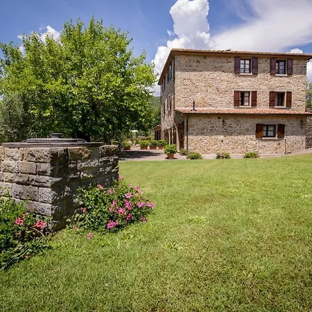 Sleeps 6 Sant'Enea