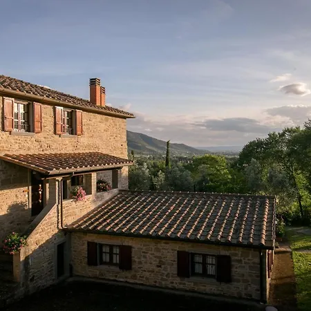 Sleeps 6 * Sant'Enea