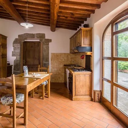 Sleeps 6 *