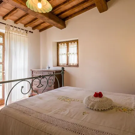 Sleeps 6 Villa Sant'Enea