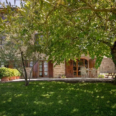 Sleeps 6 *