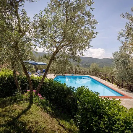 Sleeps 6 Villa Sant'Enea